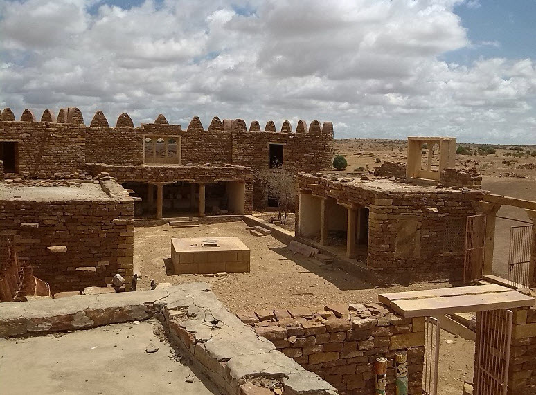 Khaba Fort, India